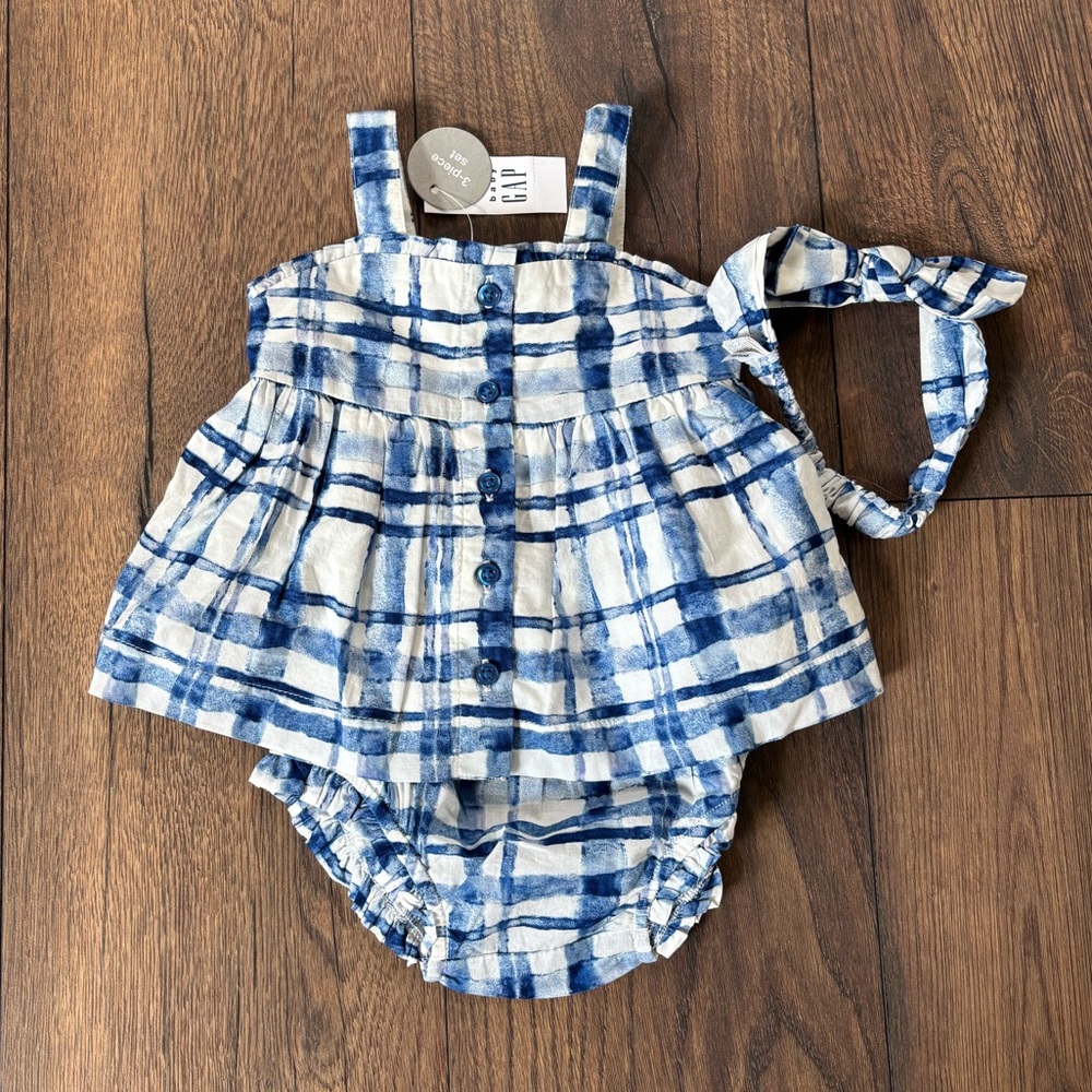 GAP Baby 3-piece set: Dress, bloomers, headband